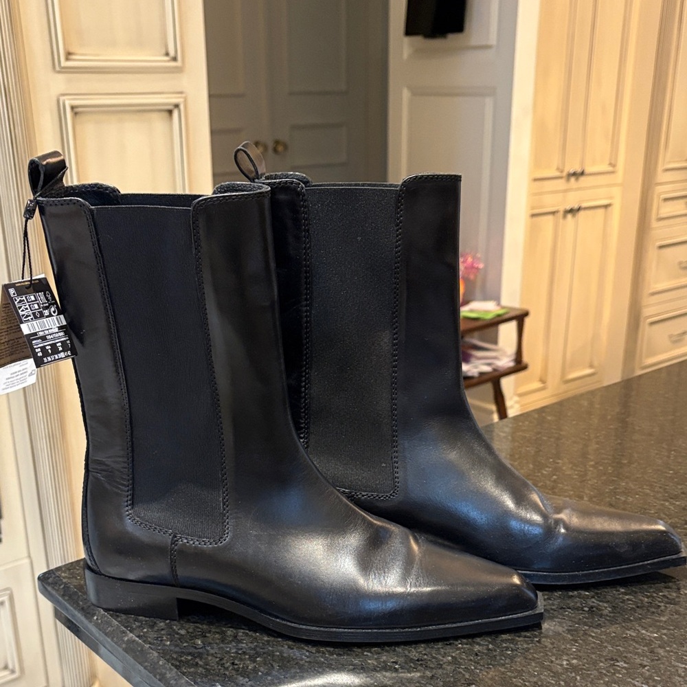 Massimo Dutti Black Ladies ankle Boots